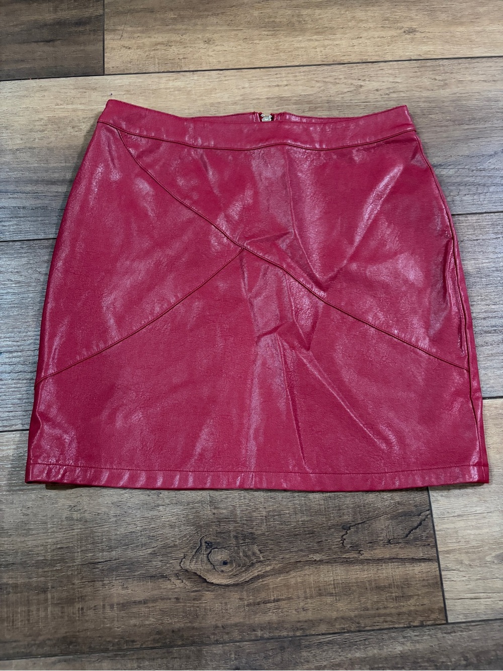 Zeagoo Red Faux Leather Mini Skirt - Size L - Asymmetrical Seam Detail